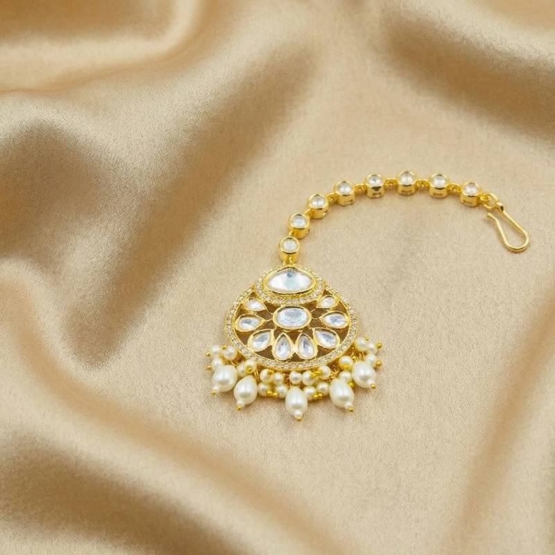 Moissanite Polki Pearl Chand Maang Tikka