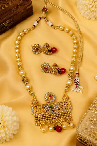 Temple Pearl Fringe Necklace Set