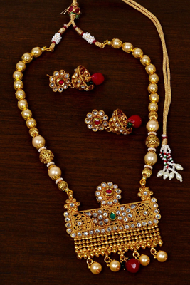 Temple Pearl Fringe Necklace Set 4