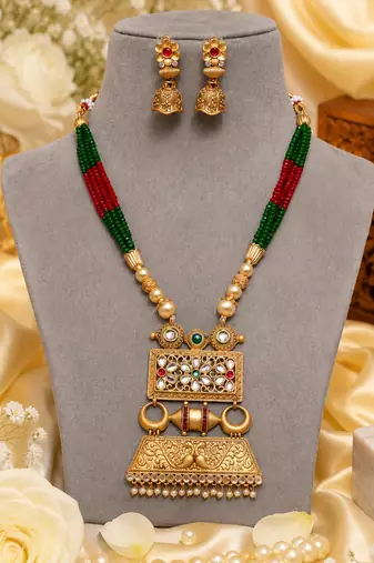 Traditional Red Green Beaded Heritage Necklace