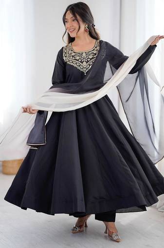 Black crepe embroidered anarkali set
