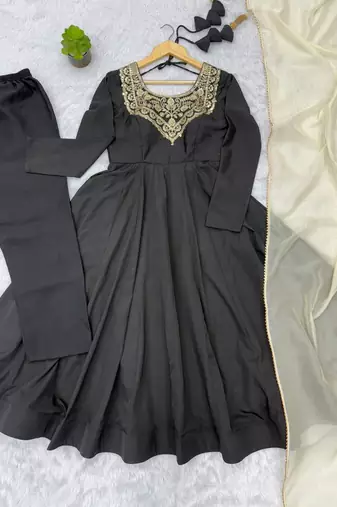 Black crepe embroidered anarkali set