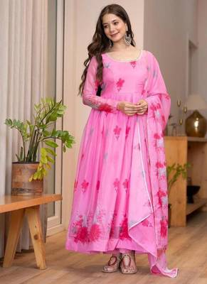 Pink organza printed anarkali set 4