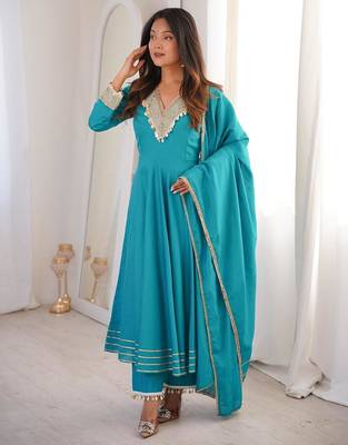 Sky blue silk blend embroidered anarkali set 2