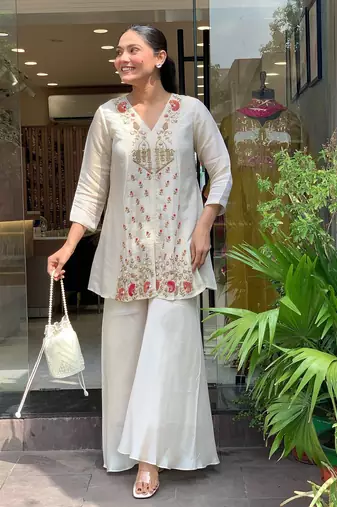 Women's Gorgeous Embroidery Work Silk Fabric Straight Kurta Palazzo Set