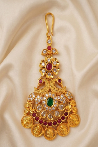 Multicolor peacock kasu bridal maangtikka