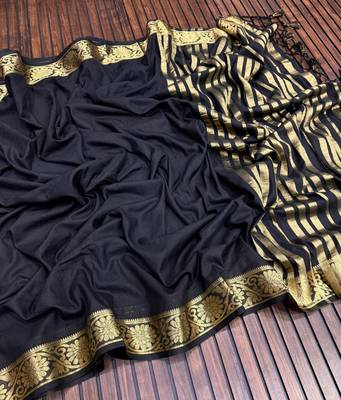 black jaqurad border and zari chit pallu khaddi crep georgette sareewith tassels  4
