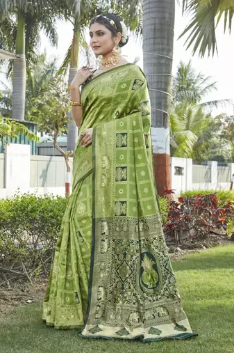 Mahendi woven jacquard  art  banarasi silk  saree with blouse piece.