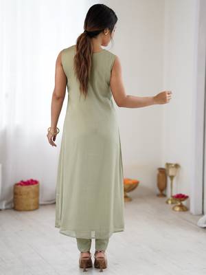 Elegant pista green georgette embroidered straight kurta with coordinated tapered pants set 3