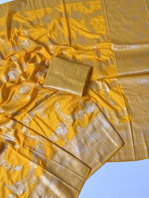 yellow tassels on pallu a with border khaddi crep georgette saree 2