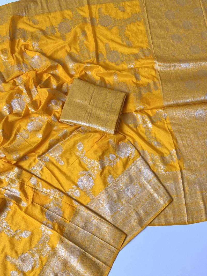 yellow tassels on pallu a with border khaddi crep georgette saree