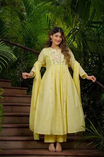 Women's Gorgeous Thread Work Chanderi Silk Fabric Flared Kurta Pant and Dupatta Set