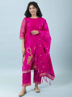 Floral printed cotton silk round neck kurta trouser & dupatta set 2
