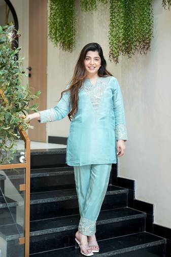 Women's Gorgeous Embroidery Work Simmer Silk Fabric Straight Kurta Pant