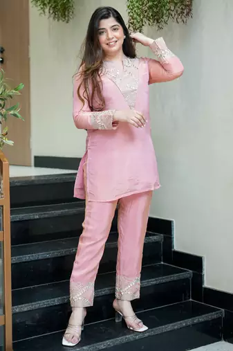 Women's Gorgeous Embroidery Work Simmer Silk Fabric Straight Kurta Pant