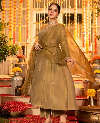 Women's Gorgeous Embroidery Work Simmar Chanderi Sik Fabric Flared Anarkali Pant and Dupatta Set 4