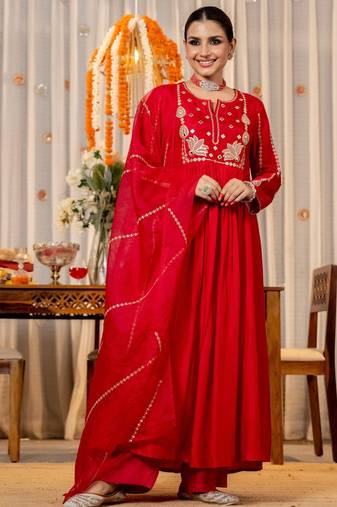 Women's Gorgeous Embroidery Work Chanderi Sik Fabric Flared Kurta Pant and Dupatta Set