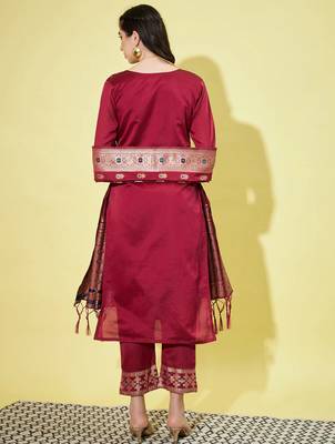 Floral printed silk blend round neck kurta trouser & dupatta set 2