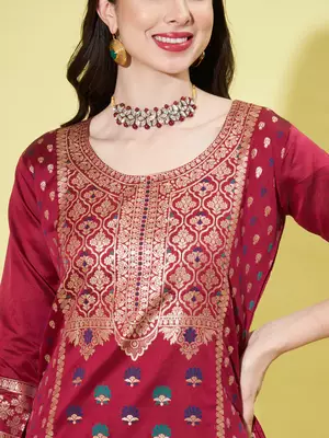 Floral printed silk blend round neck kurta trouser & dupatta set 4