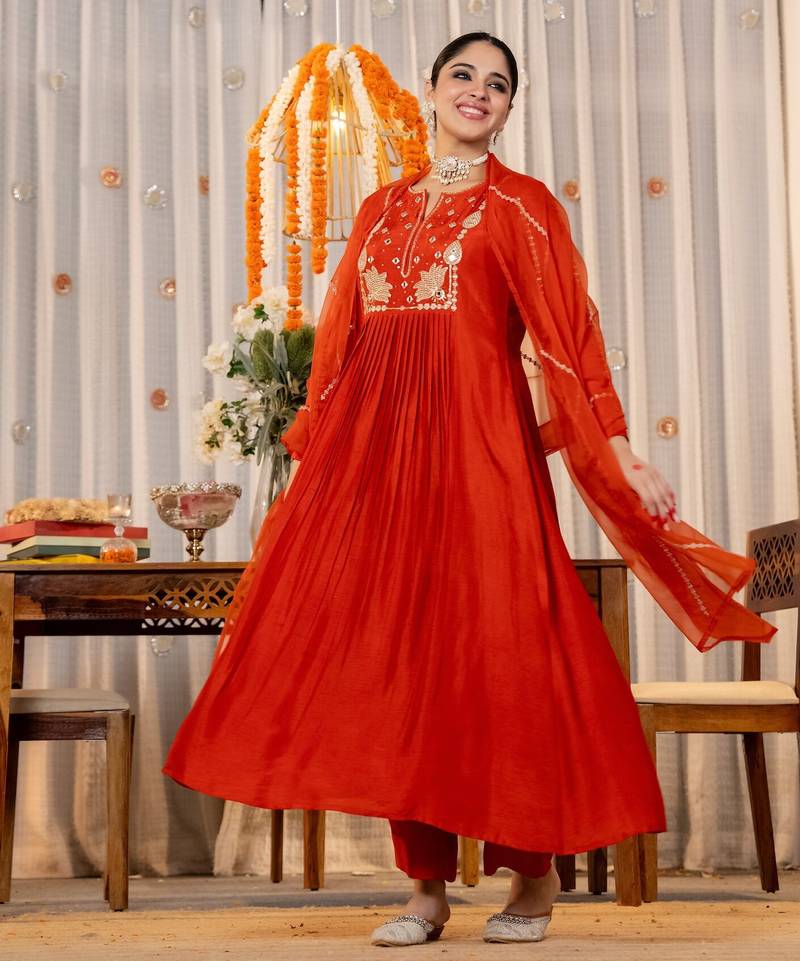 Women's Gorgeous Embroidery Work Chanderi Sik Fabric Flared Kurta Pant and Dupatta Set