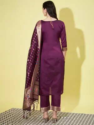 Floral printed silk blend round neck kurta trouser & dupatta set 2