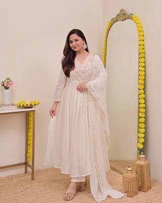 Women's Gorgeous Embroidery Work Chanderi Sik Fabric Flared Anarkali Pant and Dupatta Set 1