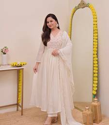 Women's Gorgeous Embroidery Work Chanderi Sik Fabric Flared Anarkali Pant and Dupatta Set