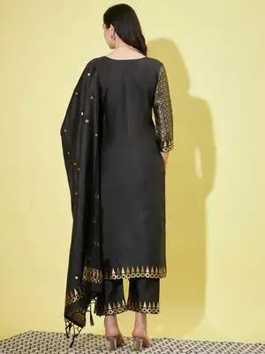 Floral printed cotton silk round neck kurta trouser & dupatta set 2