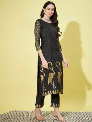 Floral printed cotton silk round neck kurta trouser & dupatta set 4