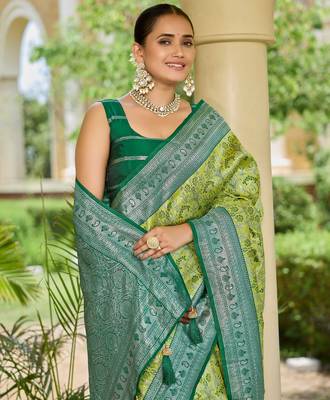 banarasi silk blend green saree with elegant floral buti design & jacquard border latest ethnic saree 3