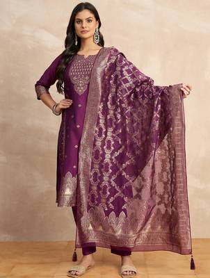 Floral printed silk blend round neck kurta trouser & dupatta set 1