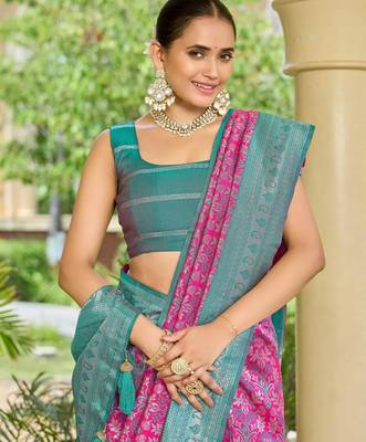 banarasi silk blend pink & blue saree with elegant floral buti design & jacquard border saree 3