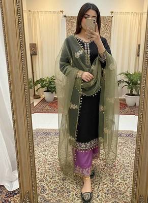 Black  silk  party wear embroidery  suit set 2