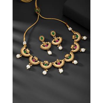Red green necklace dangle earrings set ethnic fashion jewellery for women 1