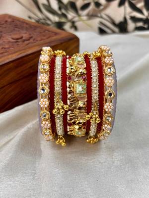 Red bridal chuda set for wedding 4