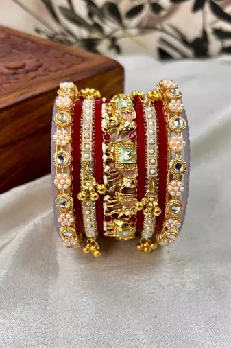 Red bridal chuda set for wedding