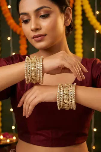 Traditional kundan rajwada bridal bangles