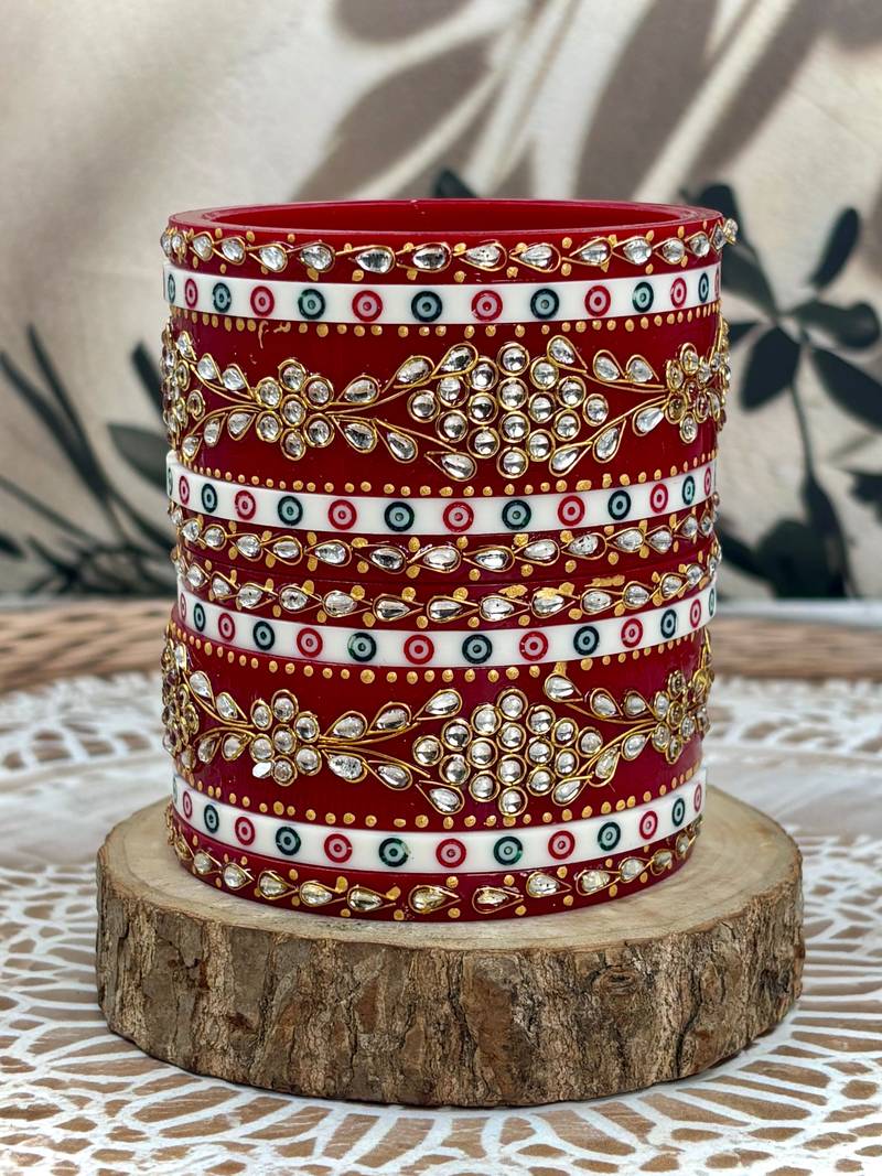 Traditional rajwadi chuda with kundan work