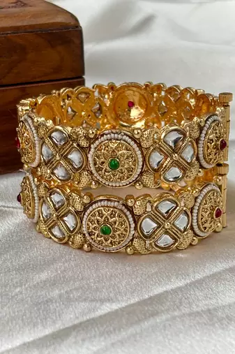 Openable kundan kada for brides