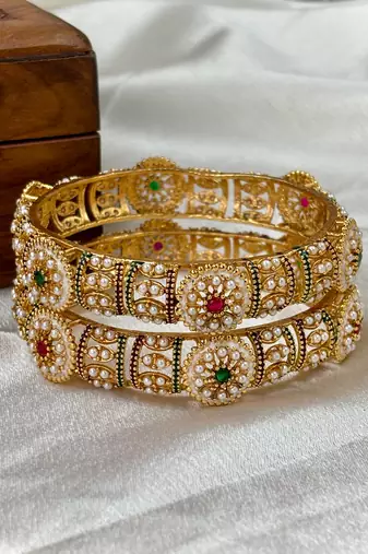 Traditional pearl meenakari kada