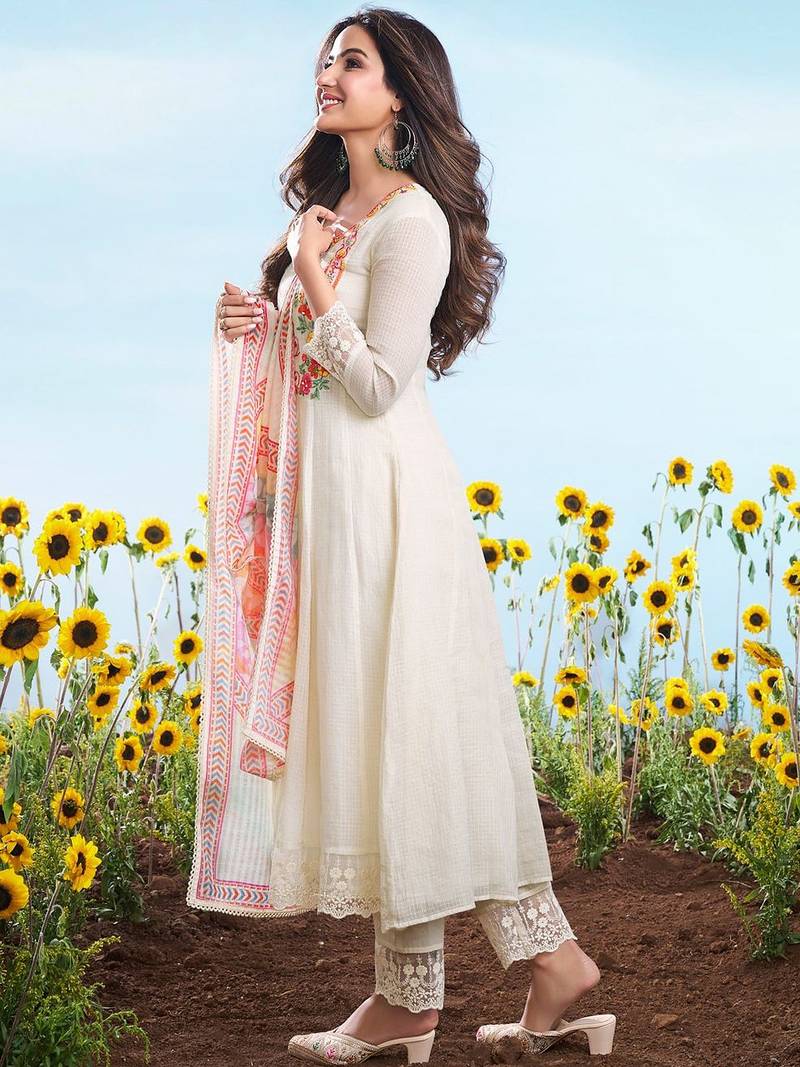 Off white cotton chex heavy thread embroidery work with printed dupatta kurta pant set