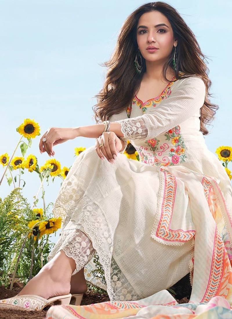 Off white cotton chex heavy thread embroidery work with printed dupatta kurta pant set