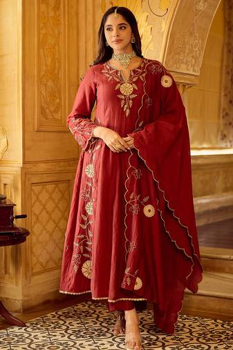 Maroon chanderi silk heavy thread embroidery work kurta pant set