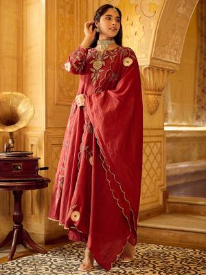 Maroon chanderi silk heavy thread embroidery work kurta pant set 3