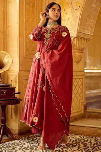 Maroon chanderi silk heavy thread embroidery work kurta pant set