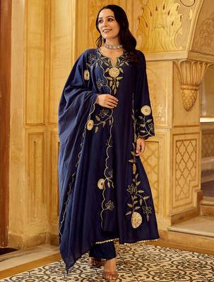 Navy blue chanderi silk heavy thread embroidery work kurta pant set 1