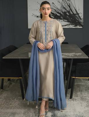 Beige chanderi silk heavy thread embroidery work kurta pant set 2