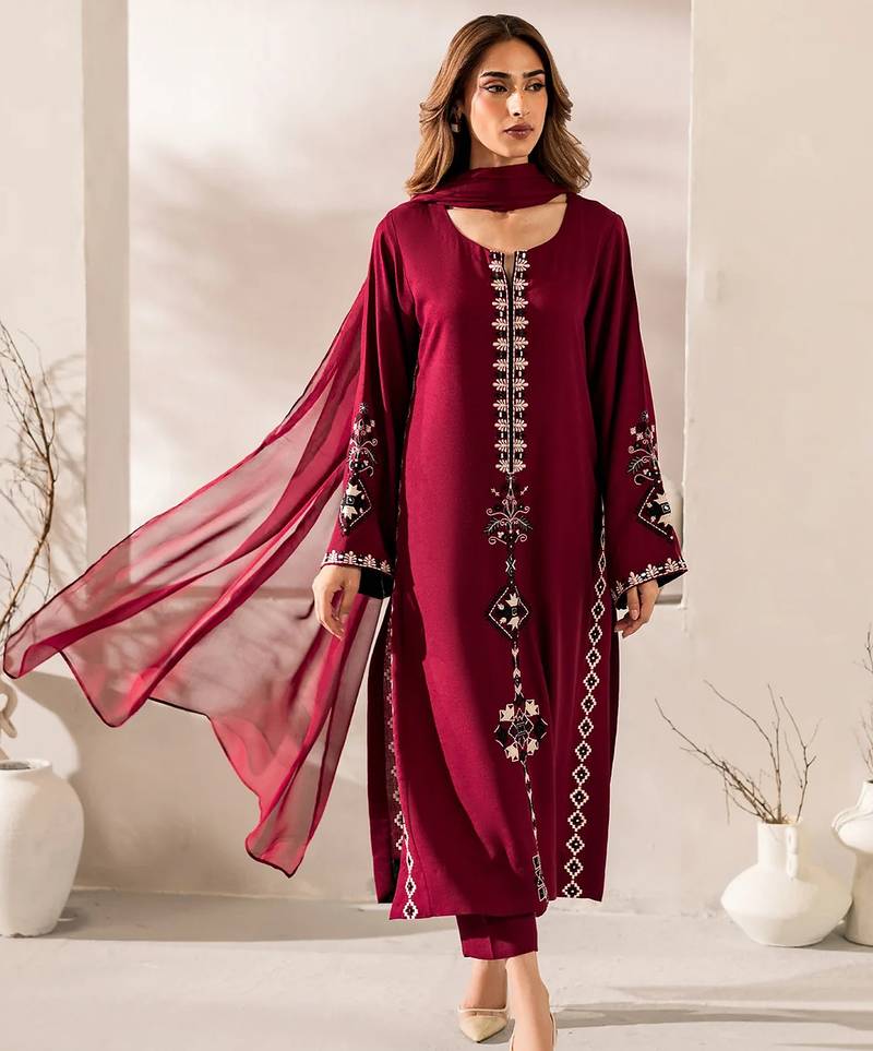 Red chanderi silk heavy thread embroidery work kurta pant set
