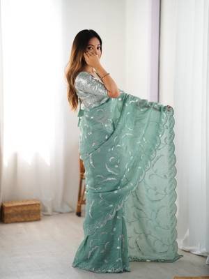 Green Gold Crush One minute Ready to Wear saree  3