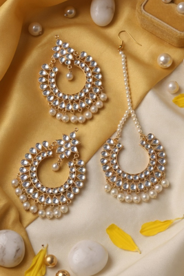 Pearl drop kundan earring tikka set 3